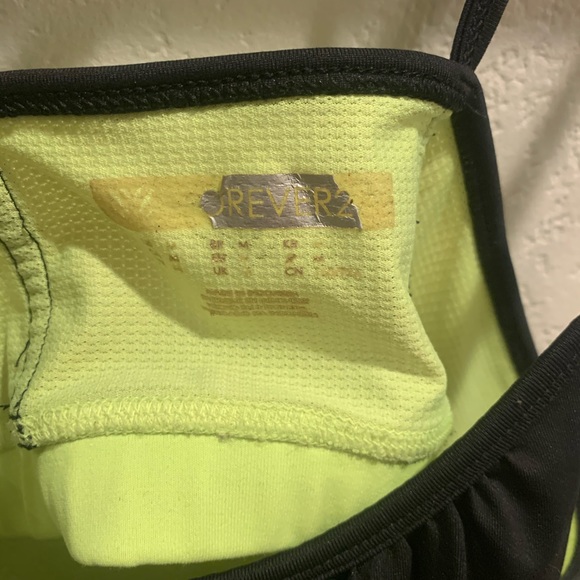 F21 workout/yoga top - Picture 4 of 4